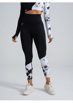 Legginsy w kolorze czarno-białym ze sklepu Limango Polska w kategorii Spodnie damskie - zdjęcie 153608936
