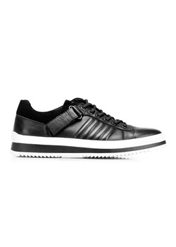 Męskie sneakersy skórzane na grubej podeszwie czarno-białe ze sklepu WITTCHEN w kategorii Trampki męskie - zdjęcie 153636529