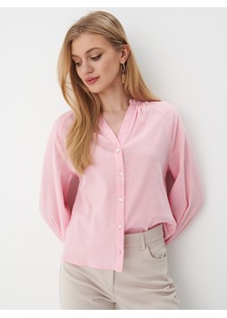 Mohito - Elegancka bluzka z muślinu - Różowy ze sklepu Mohito w kategorii Koszule damskie - zdjęcie 153702196