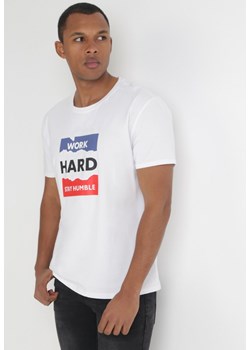 Biała Koszulka z Krótkim Rękawem i Nadrukowanym Napisem Evelon ze sklepu Born2be Odzież w kategorii T-shirty męskie - zdjęcie 153778927