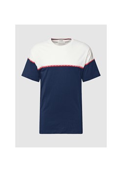 T-shirt o dwukolorowym designie model ‘TALBOT’ ze sklepu Peek&Cloppenburg  w kategorii T-shirty męskie - zdjęcie 154120535