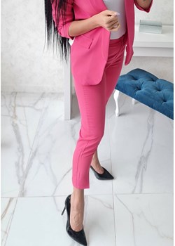 spodnie cygaretki nevel - fuksja ze sklepu STYLOWO w kategorii Spodnie damskie - zdjęcie 154147549