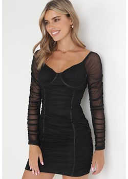 Czarna Dopasowana Sukienka z Marszczeniem Ferdu ze sklepu Born2be Odzież w kategorii Sukienki - zdjęcie 154171178