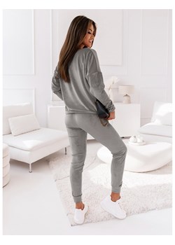 Welurowy dres z aplikacją bluza + spodnie KINAY - szary ze sklepu magmac.pl w kategorii Dresy damskie - zdjęcie 154175775