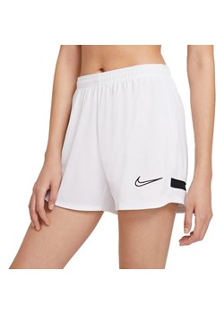 Spodenki damskie Dri-FIT Academy Nike ze sklepu SPORT-SHOP.pl w kategorii Szorty - zdjęcie 154240239