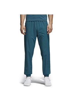 Spodnie dresowe męskie Equipment Cuffed Adidas ze sklepu SPORT-SHOP.pl w kategorii Spodnie męskie - zdjęcie 154253245