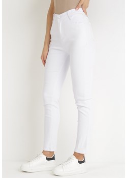Białe Spodnie Slim z Wsuwanymi Kieszeniami Diksha ze sklepu Born2be Odzież w kategorii Spodnie damskie - zdjęcie 154393598