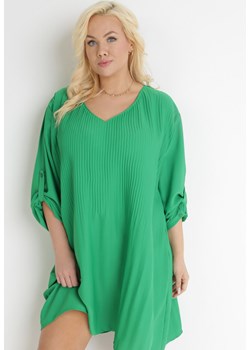 Zielona Rozkloszowana Sukienka Mini z Plisowaniem Telesi ze sklepu Born2be Odzież w kategorii Sukienki - zdjęcie 154393639