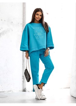 Spodnie Clover Niebieskie ze sklepu Lisa Mayo w kategorii Spodnie damskie - zdjęcie 154464645