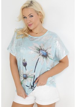 Jasnoniebieska Bluzka Oversize z Metalicznym Nadrukiem w Kwiaty z Cyrkoniami Deqsa ze sklepu Born2be Odzież w kategorii Bluzki damskie - zdjęcie 154537329