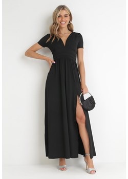 Czarna Rozkloszowana Sukienka Maxi z Głębokim Dekoltem z Rozcięciem Wyla ze sklepu Born2be Odzież w kategorii Sukienki - zdjęcie 155831916