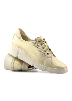 Skórzane sneakersy damskie z połyskiem - Wasak  0681, złote ze sklepu ulubioneobuwie w kategorii Półbuty damskie - zdjęcie 155945438