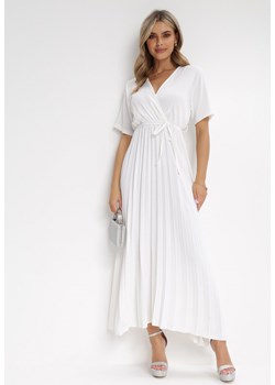 Biała Sukienka Plisowana Maxi z Wiązanym Paskiem Dianiza ze sklepu Born2be Odzież w kategorii Sukienki - zdjęcie 156019609