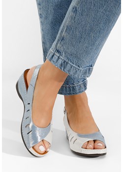 Niebieskie sandały na niskim słupku Rosola ze sklepu Zapatos w kategorii Sandały damskie - zdjęcie 156101536