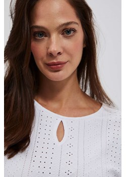 Ażurowa bluzka biała ze sklepu Moodo.pl w kategorii Bluzki damskie - zdjęcie 156166618