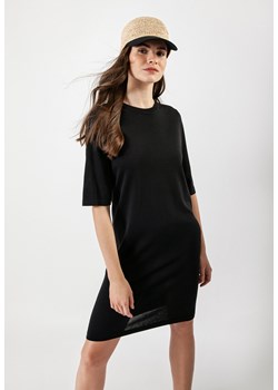 Sukienka dzianinowa w kolorze czarnym ze sklepu Molton w kategorii Sukienki - zdjęcie 156239976