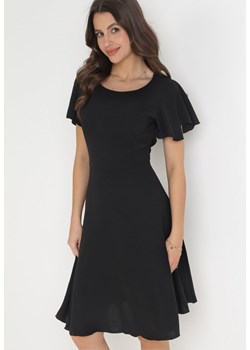 Czarna Rozkloszowana Sukienka z Krótkim Rękawem i Okrągłym Dekoltem Mazima ze sklepu Born2be Odzież w kategorii Sukienki - zdjęcie 156252305