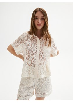 Reserved - Koronkowa koszula z bawełną organiczną - kremowy ze sklepu Reserved w kategorii Koszule damskie - zdjęcie 156728019