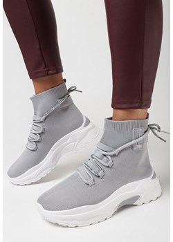 Szare Sneakersy Kallissa ze sklepu born2be.pl w kategorii Buty sportowe damskie - zdjęcie 156735605
