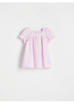 Reserved - Bawełniana sukienka z bufkami - pastelowy róż ze sklepu Reserved w kategorii Sukienki niemowlęce - zdjęcie 156829059