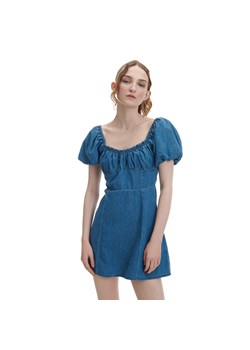 Cropp - Jeansowa sukienka mini - Niebieski ze sklepu Cropp w kategorii Sukienki - zdjęcie 156855847