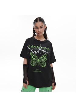 Cropp - T-shirt z nadrukiem oversize - czarny ze sklepu Cropp w kategorii Bluzki damskie - zdjęcie 156856225