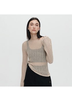 Ażurowy sweter z rozszerzanym rękawem beżowy - Beżowy ze sklepu House w kategorii Swetry damskie - zdjęcie 156858638