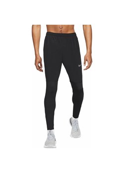 Spodnie męskie Dri-Fit UV Challenger Nike ze sklepu SPORT-SHOP.pl w kategorii Spodnie męskie - zdjęcie 156947926