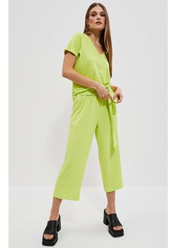 Luźne spodnie z nogawką 7/8 w kolorze limonkowej zieleni 4022, Kolor zielony, Rozmiar XS, Moodo ze sklepu Primodo w kategorii Spodnie damskie - zdjęcie 157040319