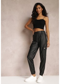 Czarne Spodnie z Ekoskóry z Szerokimi Kieszeniami Phanaevy ze sklepu Renee odzież w kategorii Spodnie damskie - zdjęcie 157075827