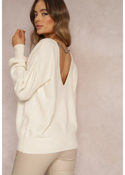 Jasnobeżowy Sweter z Łańcuszkiem Ampenia ze sklepu Renee odzież w kategorii Swetry damskie - zdjęcie 157076758