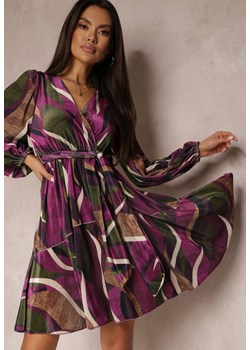 Fioletowa Welurowa Sukienka z Kopertowym Dekoltem i Wiązanym Paskiem Rarle ze sklepu Renee odzież w kategorii Sukienki - zdjęcie 157080716