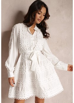 Biała Sukienka Koszulowa z Wiązanym Paskiem i Ażurowymi Taśmami Deme ze sklepu Renee odzież w kategorii Sukienki - zdjęcie 157083919