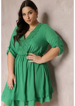 Zielona Sukienka Mini z Gumką w Talii i Koronkowymi Wstawkami Kelia ze sklepu Renee odzież w kategorii Sukienki - zdjęcie 157088168
