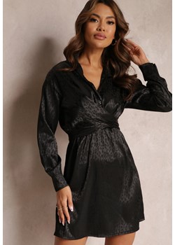 Czarna Sukienka z Tłoczeniem Panterki Kołnierzykiem i Wiązaniem Nynaine ze sklepu Renee odzież w kategorii Sukienki - zdjęcie 157097638