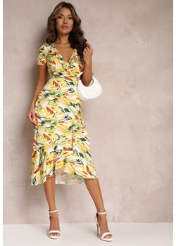 Żółta Kopertowa Sukienka z Falbanką i Fantazyjnym Wzorem Underhill ze sklepu Renee odzież w kategorii Sukienki - zdjęcie 157098877