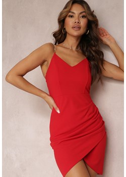 Czerwona Asymetryczna Sukienka Mini na Łańcuszkowych Ramiączkach z Marszczeniem Ranizo ze sklepu Renee odzież w kategorii Sukienki - zdjęcie 157103406
