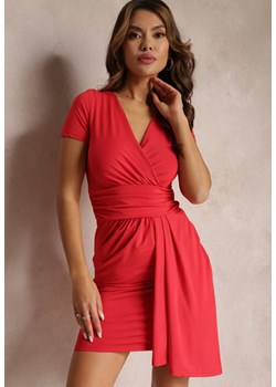 Czerwona Taliowana Sukienka Mini z Kopertowym Dekoltem Camils ze sklepu Renee odzież w kategorii Sukienki - zdjęcie 157103458