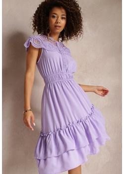 Fioletowa Rozkloszowana Sukienka Midi z Gumką w Talii i Koronkowym Dekoltem Panita ze sklepu Renee odzież w kategorii Sukienki - zdjęcie 157113726