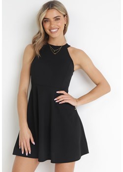 Czarna Rozkloszowana Sukienka Mini bez Rękawów Thetasia ze sklepu Born2be Odzież w kategorii Sukienki - zdjęcie 157115865
