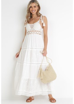 Biała Sukienka Maxi z Szydełkową Górą i Haftem Serdrei ze sklepu Born2be Odzież w kategorii Sukienki - zdjęcie 157115985