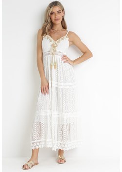 Biała Koronkowa Sukienka Maxi na Ramiączkach z Pomponami i Chwostami Kymoni ze sklepu Born2be Odzież w kategorii Sukienki - zdjęcie 157115995