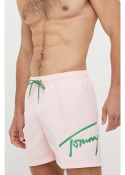 Tommy Hilfiger szorty kąpielowe kolor różowy ze sklepu ANSWEAR.com w kategorii Kąpielówki - zdjęcie 157127995