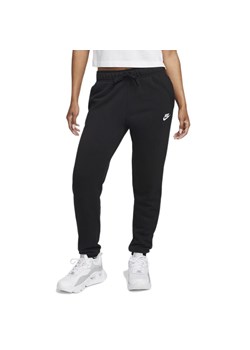 Spodnie Nike Sportswear Club Fleece DQ5191-010 - czarne ze sklepu streetstyle24.pl w kategorii Spodnie damskie - zdjęcie 157136836