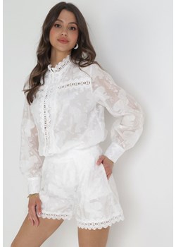 Biały Koronkowy Komplet z Szortami i Koszulą Evanilla ze sklepu Born2be Odzież w kategorii Komplety i garnitury damskie - zdjęcie 157160057