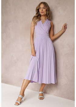 Fioletowa Sukienka z Kopertowym Dekoltem i Plisowanym Dołem Anamarie ze sklepu Renee odzież w kategorii Sukienki - zdjęcie 157230088