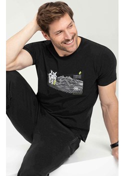 Bawełniana koszulka męska w kolorze czarnym T-Awer, Kolor czarny, Rozmiar M, Volcano ze sklepu Primodo w kategorii T-shirty męskie - zdjęcie 157309438