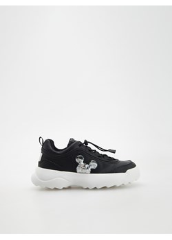 Reserved - Sneakersy z ruchomą aplikacją Disney - czarny ze sklepu Reserved w kategorii Buty sportowe dziecięce - zdjęcie 157471716
