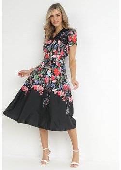Czarna Koszulowa Sukienka w Kwiaty z Paskiem Islaine ze sklepu Born2be Odzież w kategorii Sukienki - zdjęcie 157494476