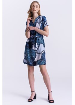 Błękitna sukienka z nadrukiem typu paisley ze sklepu Greenpoint.pl w kategorii Sukienki - zdjęcie 157513358